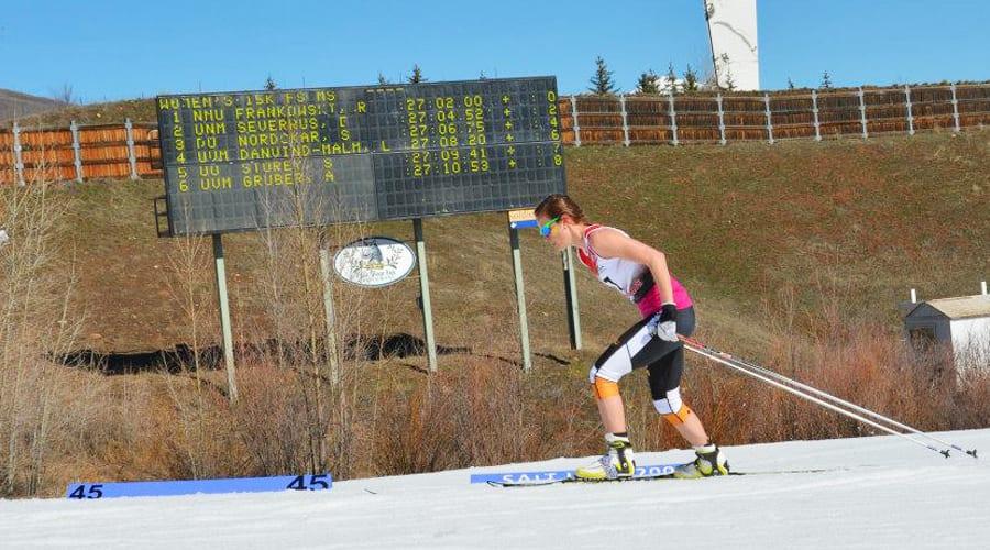 Ski teams take trophy in New York