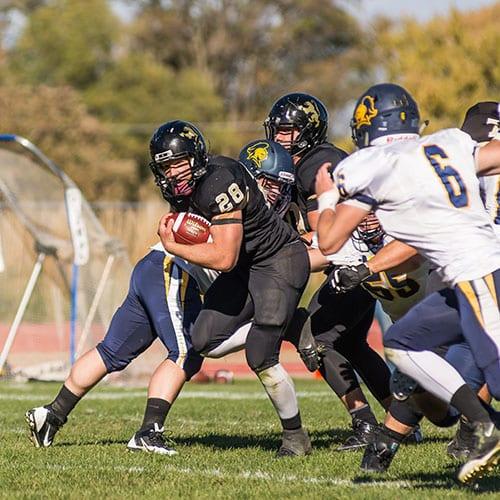 St. Olaf football dominates Carleton