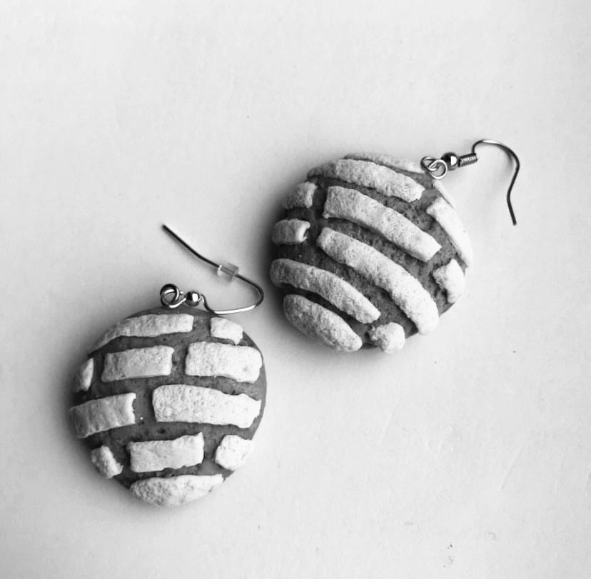 First Year Entrepreneurs: Jessenia Prado ’24 celebrates Mexican identity, culture with concha earrings