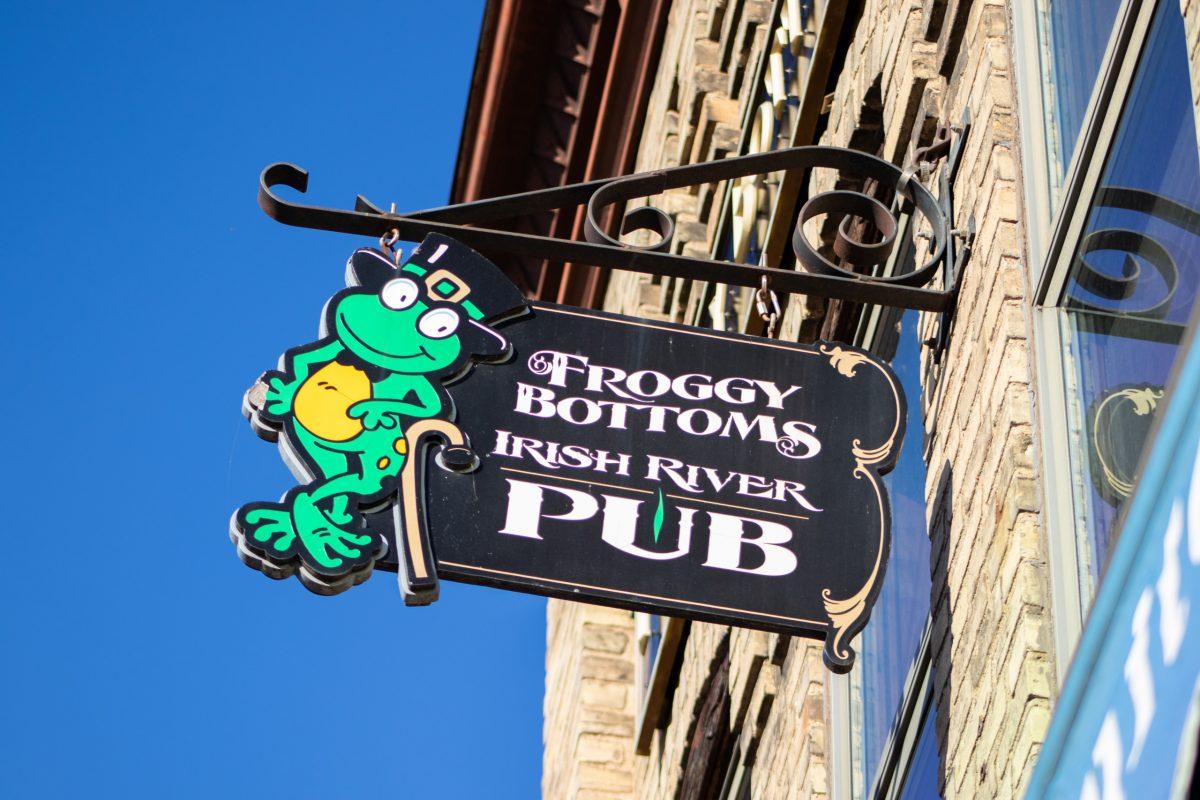 Why did Froggy's Pub and PADio close?