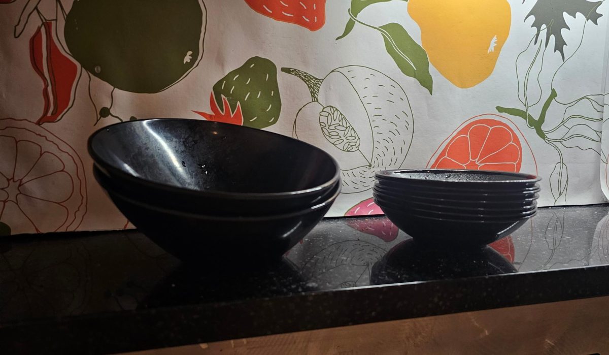 Bowl varieties in Stav Hall.